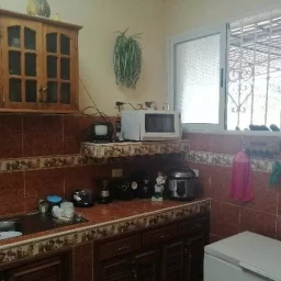 Casa de 4 cuartos, 4 baños y 1 garaje por $ 400.000