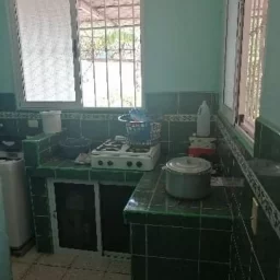 Casa de 4 cuartos, 4 baños y 1 garaje por $ 400.000