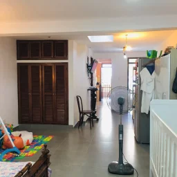 Casa de 6 cuartos y 3 baños por $ 130.000