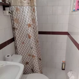 Casa de 4 cuartos, 2 baños y 1 garaje por $ 42.000