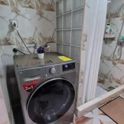 Casa de 3 cuartos y 2 baños por $ 60.000