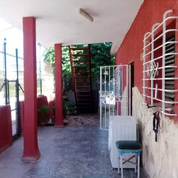 Casa de 4 cuartos, 3 baños y 1 garaje por $ 130.000