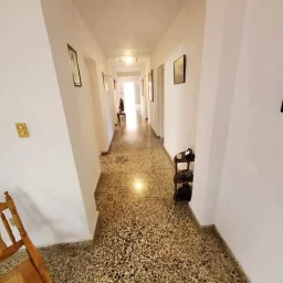 Casa de 4 cuartos, 2 baños y 1 garaje por $ 180.000