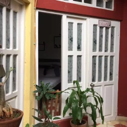 Casa de 4 cuartos y 3 baños por $ 65.000