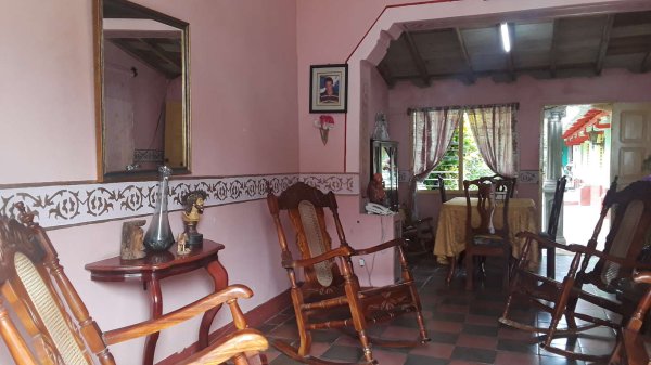 Picture on Casa de  8 cuartos, 7 baños y 0 garajes por $ 180.000 en Trinidad, Sancti Spiritus