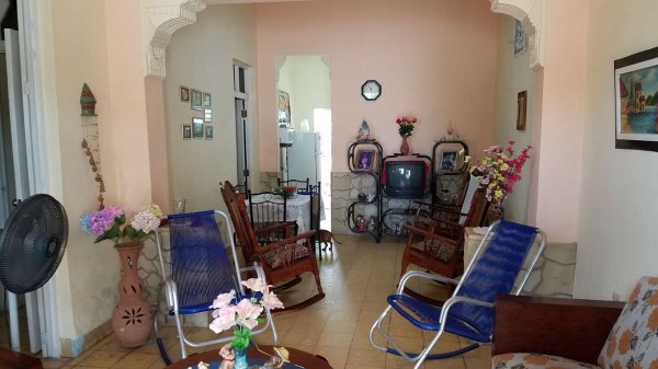 Picture on Casa de  3 cuartos, 2 baños y 0 garajes por $ 40.000 en Cienfuegos, Cienfuegos