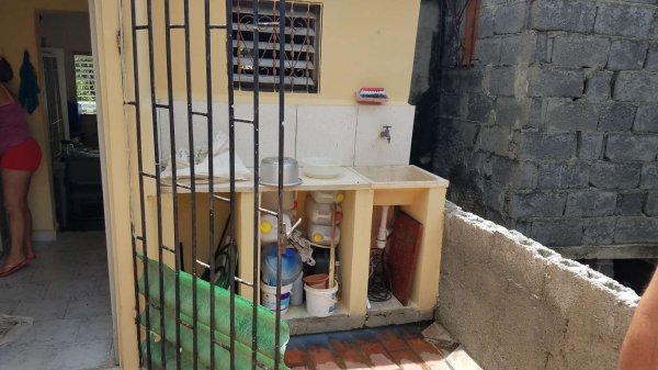 Picture on Casa de  4 cuartos, 3 baños y 0 garajes por $ 25.000 en Cienfuegos, Cienfuegos