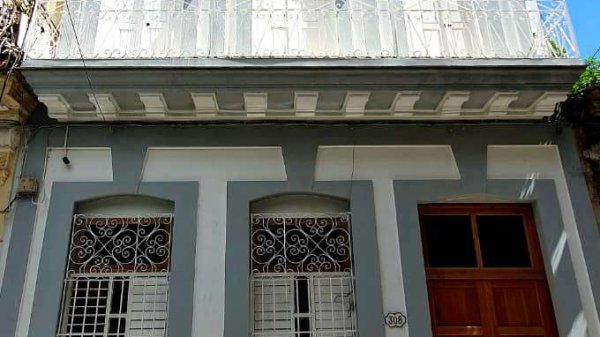 Picture on Casa de 7 cuartos, 8 baños y 0 garajes por $ 260.000 en La Habana Vieja, La Habana