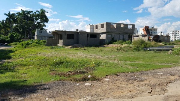 Picture on Terreno  de 204 metros cuadrados por $ 10.000 en Cienfuegos, Cienfuegos
