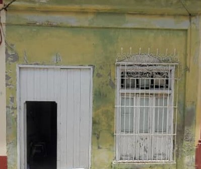 Picture on Casa de 3 cuartos y 1 baño por $ 24.000 en Cienfuegos, Cienfuegos