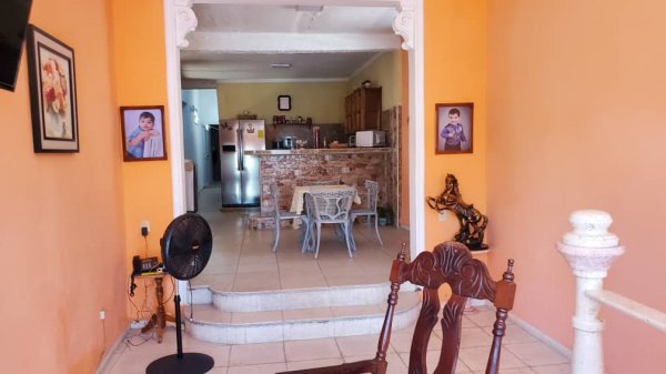 Picture on Casa de  4 cuartos, 5 baños y 0 garajes por $ 30.000 en Cienfuegos, Cienfuegos