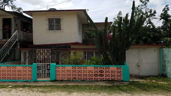 Picture on Casa de  4 cuartos, 2 baños y 0 garajes por $ 65.000 en Cienfuegos, Cienfuegos