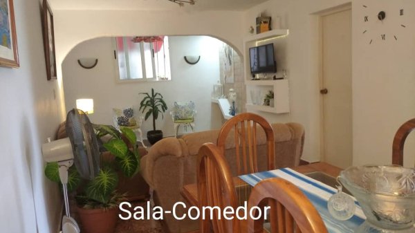 Picture on Apartamento de  3 cuartos, 1 baño y 0 garajes por $ 36.000 en Plaza de la Revolución, La Habana