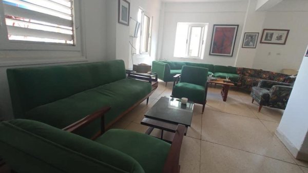 Picture on Apartamento de  4 cuartos, 3 baños y 0 garajes por $ 55.000 en La Habana Vieja, La Habana