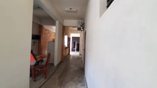 Picture on Casa de  4 cuartos, 5 baños y 0 garajes por $ 25.000 en Cienfuegos, Cienfuegos