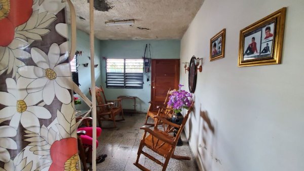 Picture on Casa de  2 cuartos, 1 baño y 0 garajes por $ 40.000 en Cienfuegos, Cienfuegos