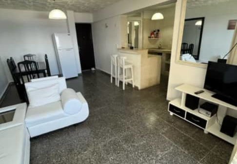 Picture on Apartamento de  3 cuartos, 1 baño y 1 garaje por $ 70.000 en Plaza de la Revolución, La Habana