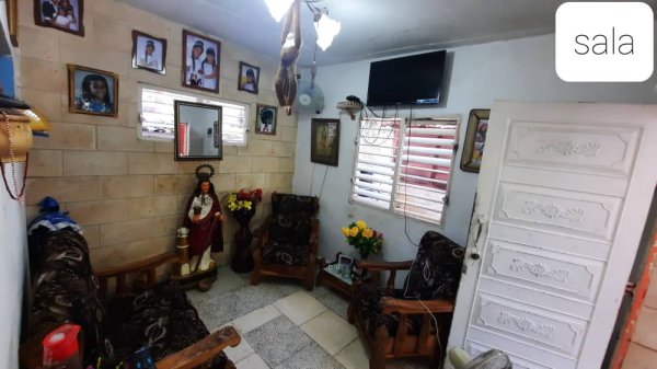 Picture on Casa de  2 cuartos, 2 baños y 0 garajes por $ 10.000 en Cienfuegos, Cienfuegos