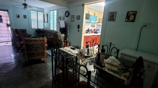 Picture on Casa de  6 cuartos, 2 baños y 0 garajes por $ 25.000 en Cienfuegos, Cienfuegos