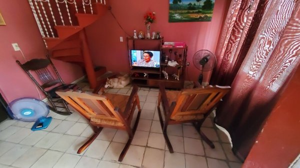 Picture on Casa de  4 cuartos, 2 baños y 0 garajes por $ 65.000 en Cienfuegos, Cienfuegos