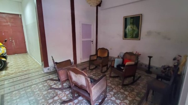 Picture on Casa de 3 cuartos, 1 baño y 1 garaje por $ 35.000 en Cienfuegos, Cienfuegos