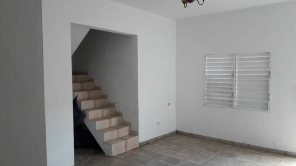 Picture on Casa de  4 cuartos, 3 baños y 0 garajes por $ 110.000 en Cárdenas, Matanzas