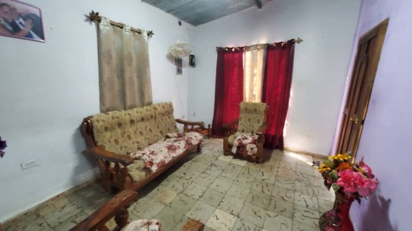 Picture on Casa de  2 cuartos, 1 baño y 1 garaje por $ 10.000 en Cienfuegos, Cienfuegos