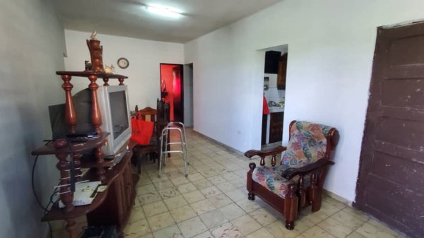 Picture on Apartamento de 3 cuartos, 1 baño y 0 garajes por $ 20.000 en Cienfuegos, Cienfuegos
