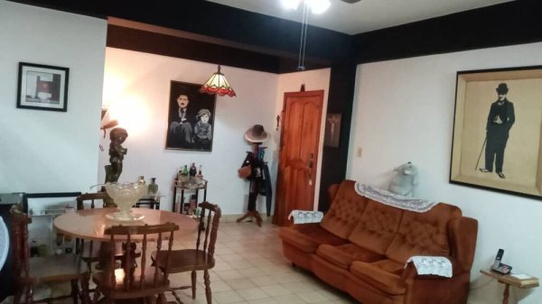 Picture on Apartamento de  1 cuarto, 1 baño y 0 garajes por $ 40.000 en Plaza de la Revolución, La Habana