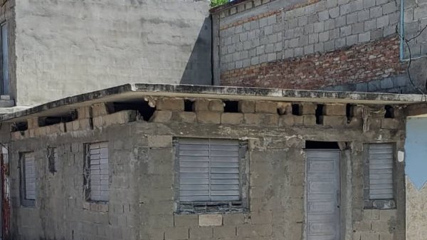 Picture on Casa de  2 cuartos, 1 baño y 0 garajes por $ 5.000 en Cienfuegos, Cienfuegos