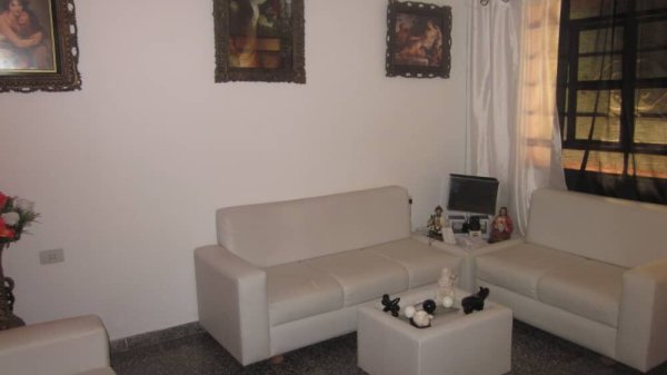 Picture on Casa de  4 cuartos, 4 baños y 0 garajes por $ 60.000 en Cienfuegos, Cienfuegos