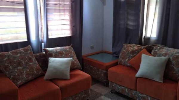Picture on Casa de  2 cuartos, 2 baños y 1 garaje por $ 85.000 en Cárdenas, Matanzas