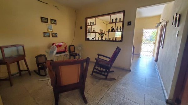 Picture on Casa de  3 cuartos, 1 baño y 0 garajes por $ 12.500 en Cienfuegos, Cienfuegos