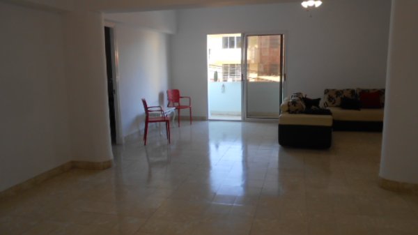 Picture on Apartamento de  3 cuartos, 3 baños y 0 garajes por $ 150.000 en Plaza de la Revolución, La Habana