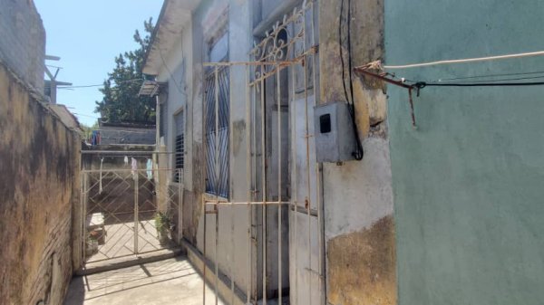 Picture on Casa de 1 cuarto y 1 baño por $ 12.000 en Cienfuegos, Cienfuegos