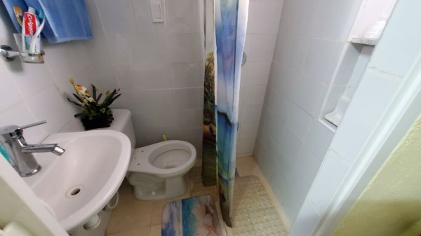 Picture on Casa de 3 cuartos y 2 baños por $ 65.000 en Cienfuegos, Cienfuegos