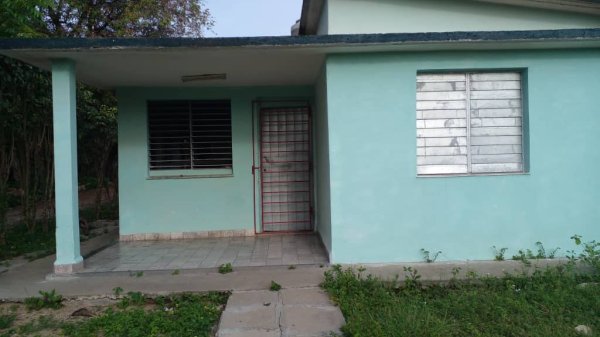 Picture on Casa de  2 cuartos, 1 baño y 0 garajes por $ 10.000 en Rodas, Cienfuegos
