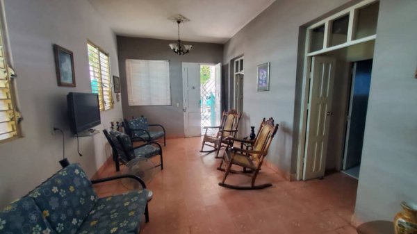 Picture on Casa de  3 cuartos, 3 baños y 0 garajes por $ 50.000 en Cienfuegos, Cienfuegos