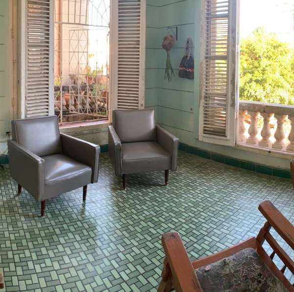 Apartamento de 4 cuartos y 2 baños por $ 80.000