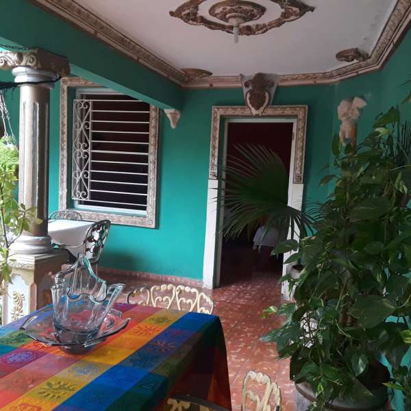 Casa de 8 cuartos, 7 baños y 0 garajes por $ 180.000