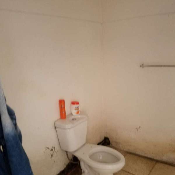 Casa de 3 cuartos, 1 baño y 0 garajes por $ 25.000