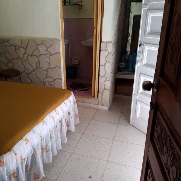 Casa de 3 cuartos, 2 baños y 0 garajes por $ 40.000