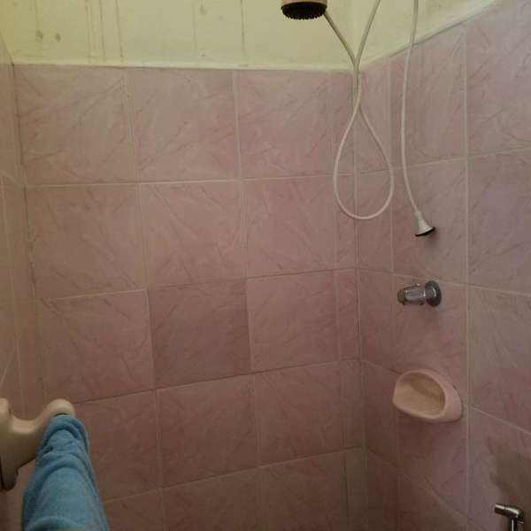 Casa de 3 cuartos, 2 baños y 0 garajes por $ 40.000