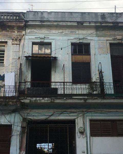 Casa de 3 cuartos, 1 baño y 0 garajes por $ 170.000