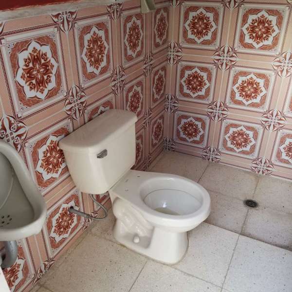 Casa de 2 cuartos, 3 baños y 0 garajes por $ 35.000