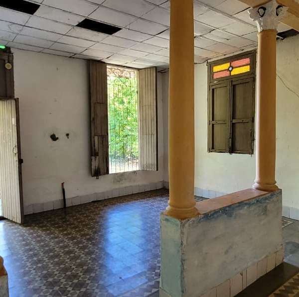 Casa de 4 cuartos, 1 baño y 0 garajes por $ 15.000