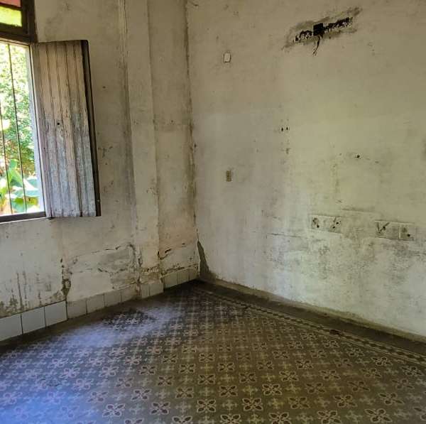Casa de 4 cuartos, 1 baño y 0 garajes por $ 15.000