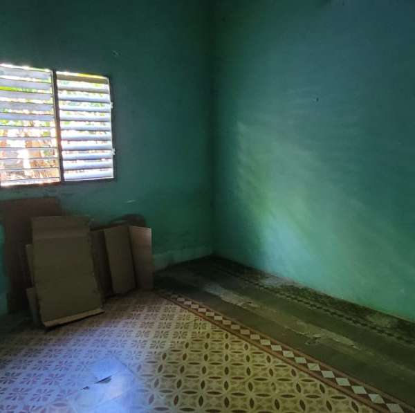 Casa de 4 cuartos, 1 baño y 0 garajes por $ 15.000