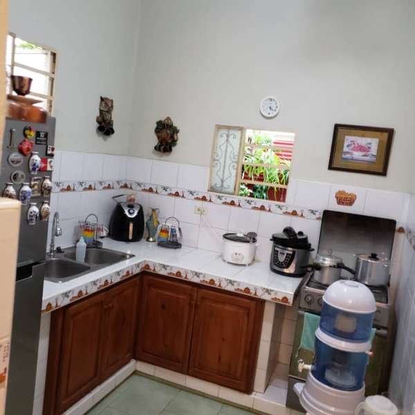 Casa de 4 cuartos y 2 baños por $ 55.000