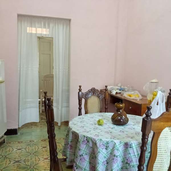 Casa de 3 cuartos y 1 baño por $ 50.000